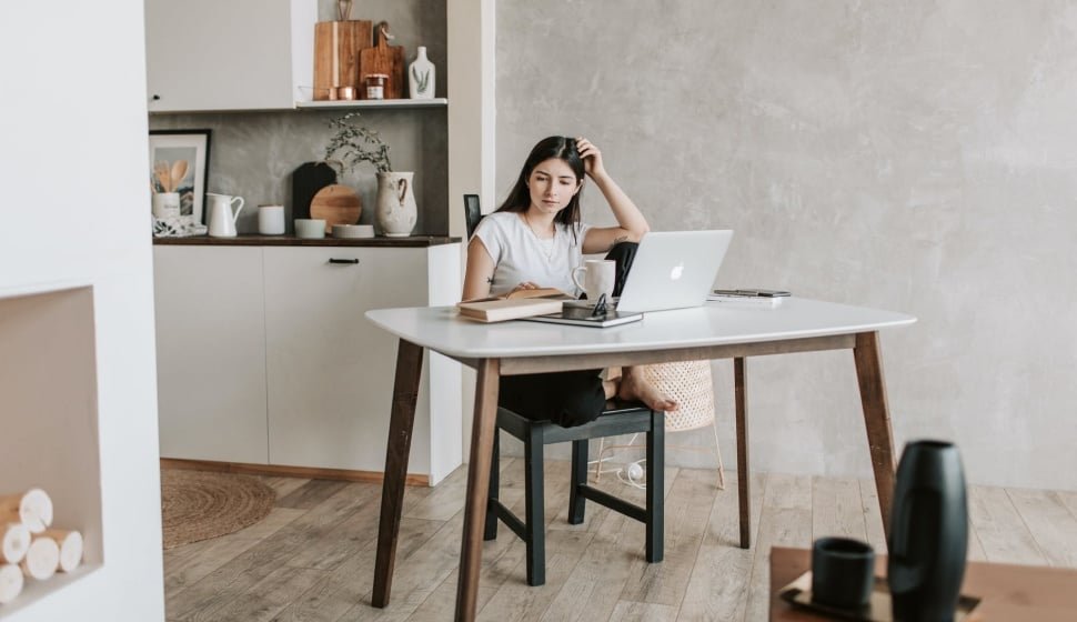 Tips to Succeed in an Online Course by Jung
